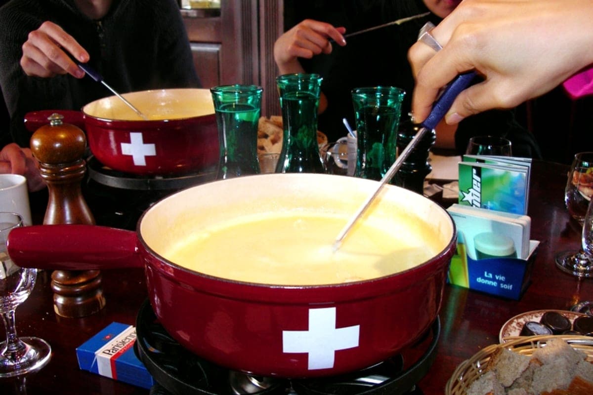 Käsefondue Moitié-Moitié