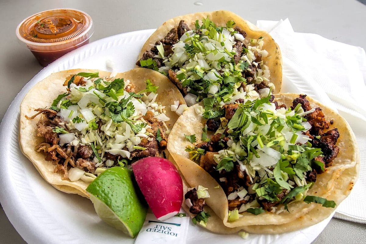 Tacos al pastor