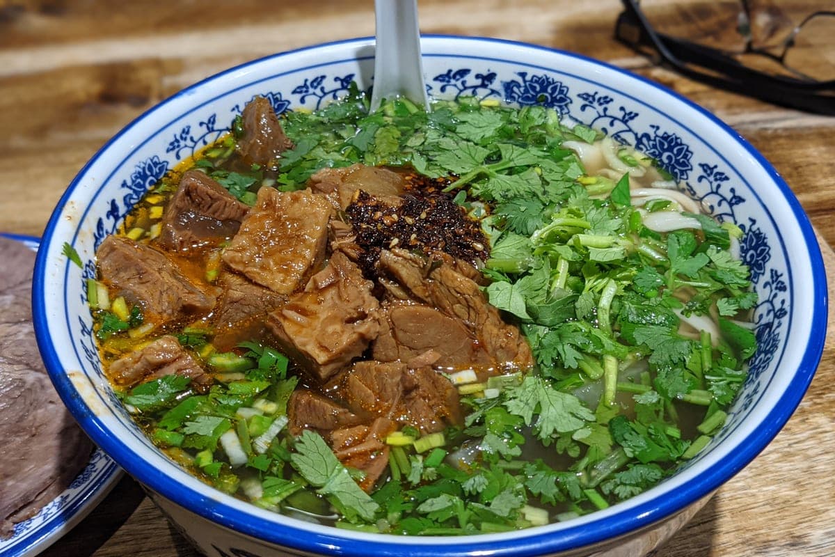 Taiwanische Rindfleisch-Nudelsuppe