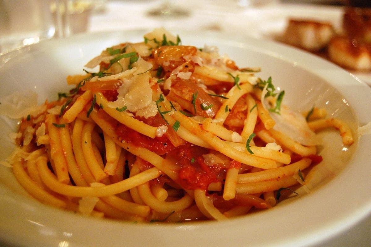 Bucatini a la amatriciana